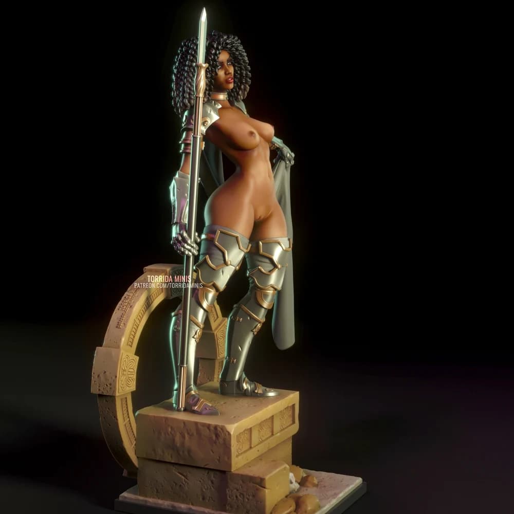 Iza — Miniatura 3D Guerreira Fantasia | Torrida Minis