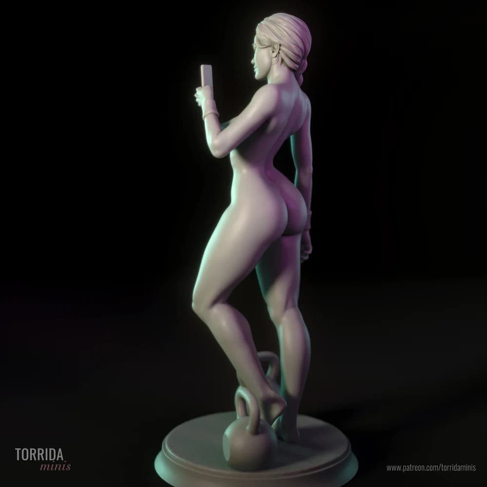 Ashley — Miniatura 3D Fitness | Torrida Minis